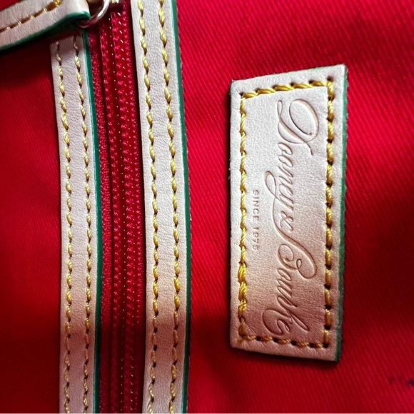 Dooney and Bourke Gorgeous Convertible Bag With Lavender Hydrangea Flowers - Picture 12 of 14